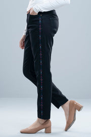 Women’s-Slim-Fit-Embroidered-Denim-Pants-Chic-ComfortableStyle.jpg